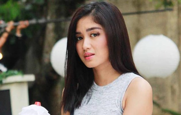 Profil dan Biodata Ochi Rosdiana Biodata Artis Terbaru Profil dan Biodata Ochi Rosdiana Biodata Artis Terbaru