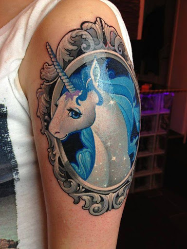 Magico do unicornio enquadrado artisticamente