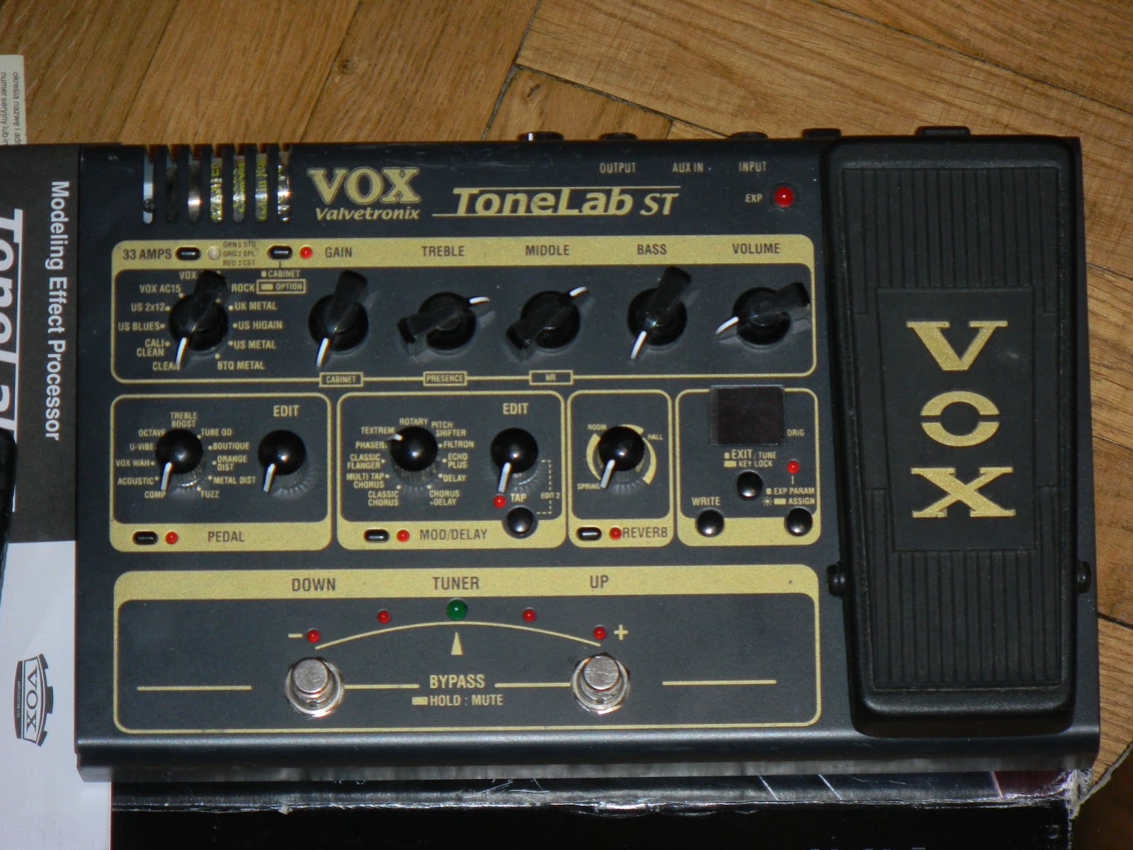 Infrequent Sound [sex.tex] technology: VOX ToneLab ST