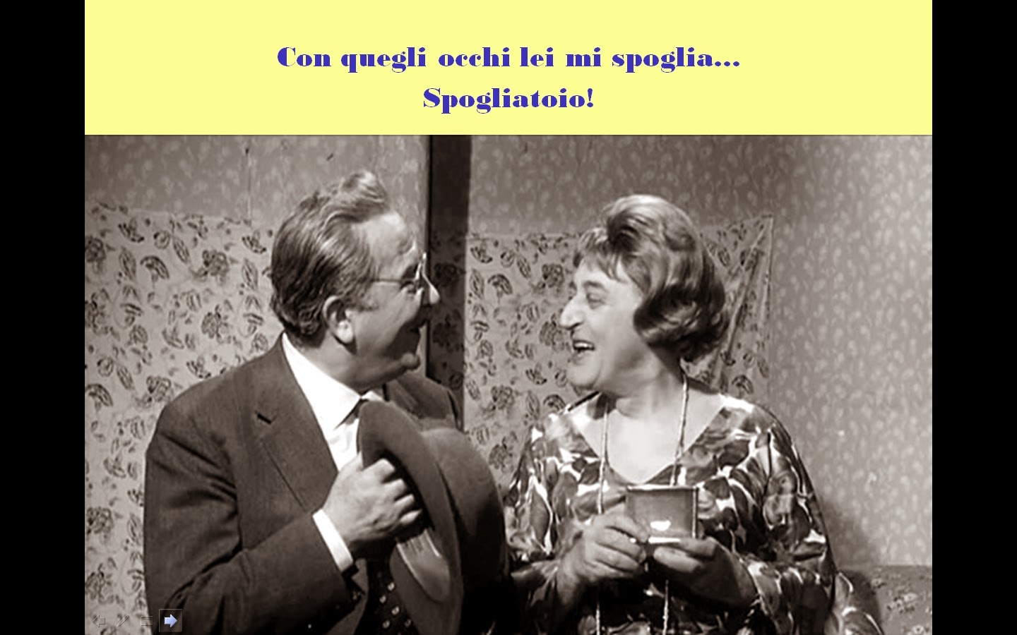 Lei Con Quegli Occhi Mi Spoglia Spogliatoio