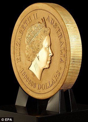 WORLD's BIGGEST GOLD COIN