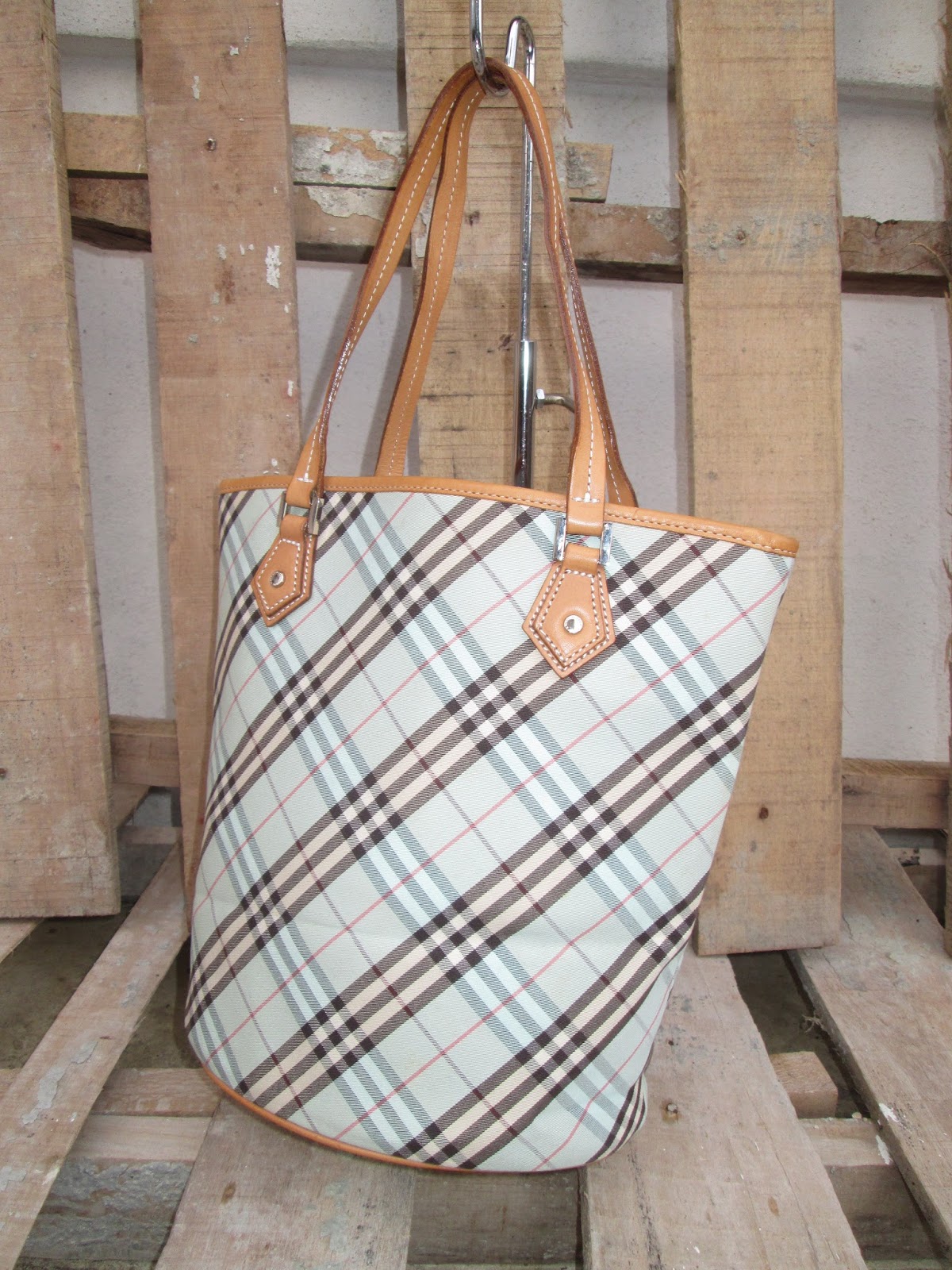 burberry blue label nova check