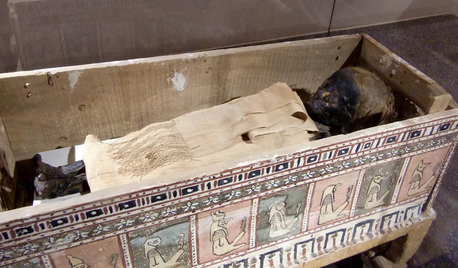 Angelo mamos puslapis: Bazelis (Basel) ir... mumijos