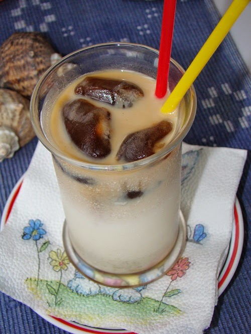Lapte cu cafea inghetata