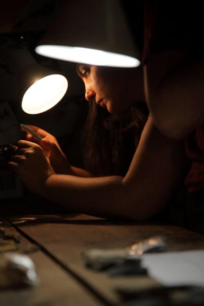 Στο «φως» τα μυστικά του σπηλαίου Ντενίσοβα με συμμετοχή ελληνίδας ερευνήτριας