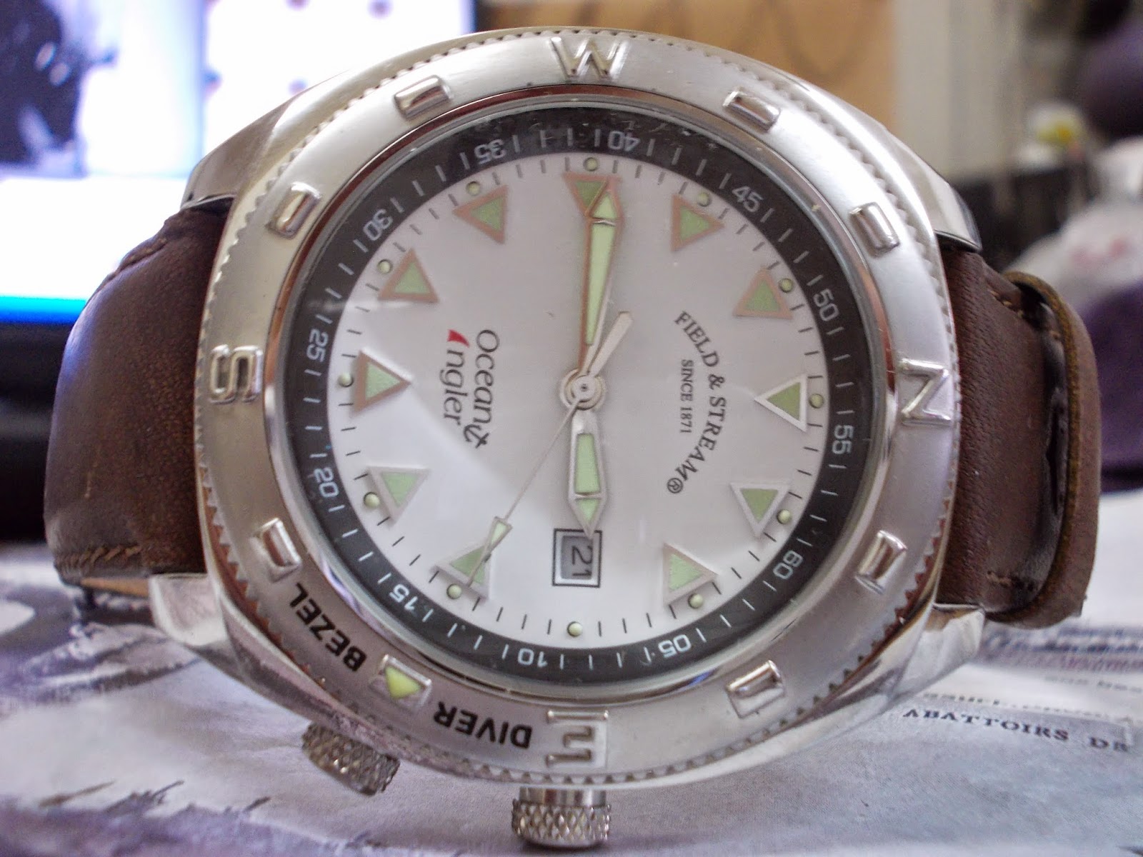 vintage watches Field & Stream Ocean Angler RM250 NOS sold