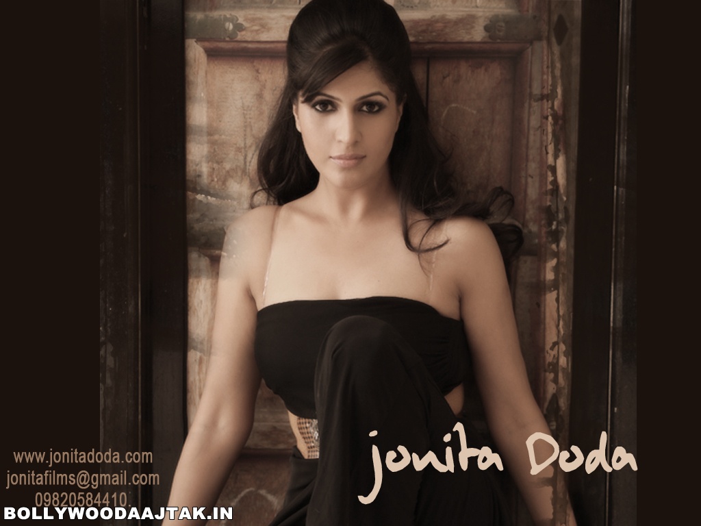  Jonita Doda Wallpaper1 - Actress Jonita Doda Wallpapers