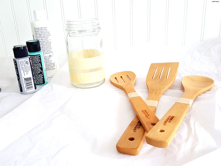 Make your life easier with these kitchen hacks! Whip together a delicious yet simple dinner, clean up the kitchen in seconds, and create a more adorable space all in a few hours time! Make your life easier with these kitchen hacks! Whip together a delicious yet simple dinner, clean up the kitchen in seconds, and create a more adorable space all in a few hours time!