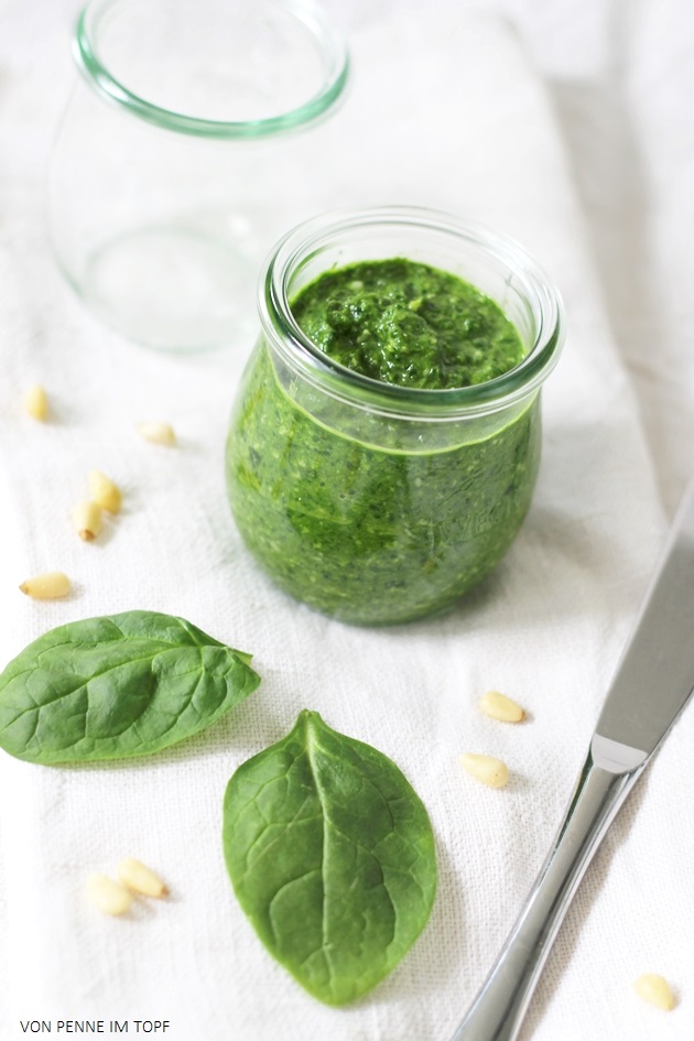 Penne im Topf: Spinat-Pesto