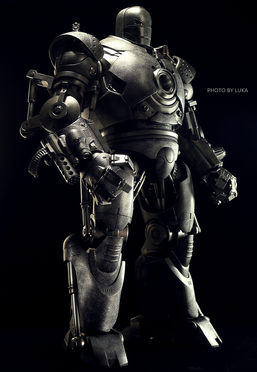 iron monger hot toys