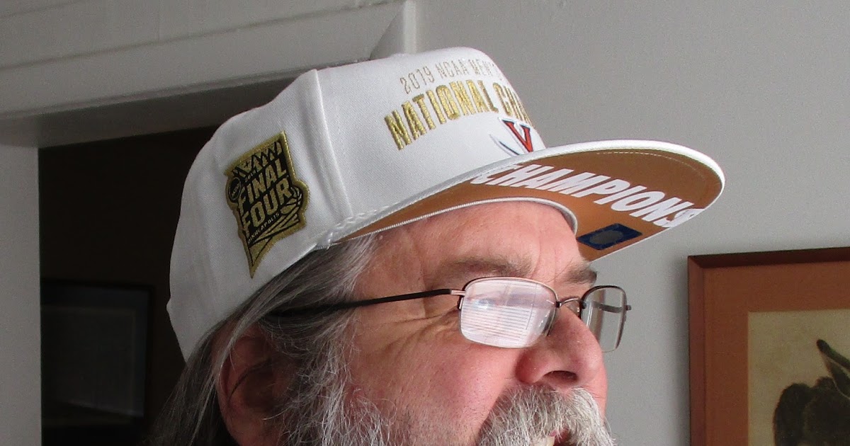 Red Crape Myrtle Flat Bill vs. Curved Bill