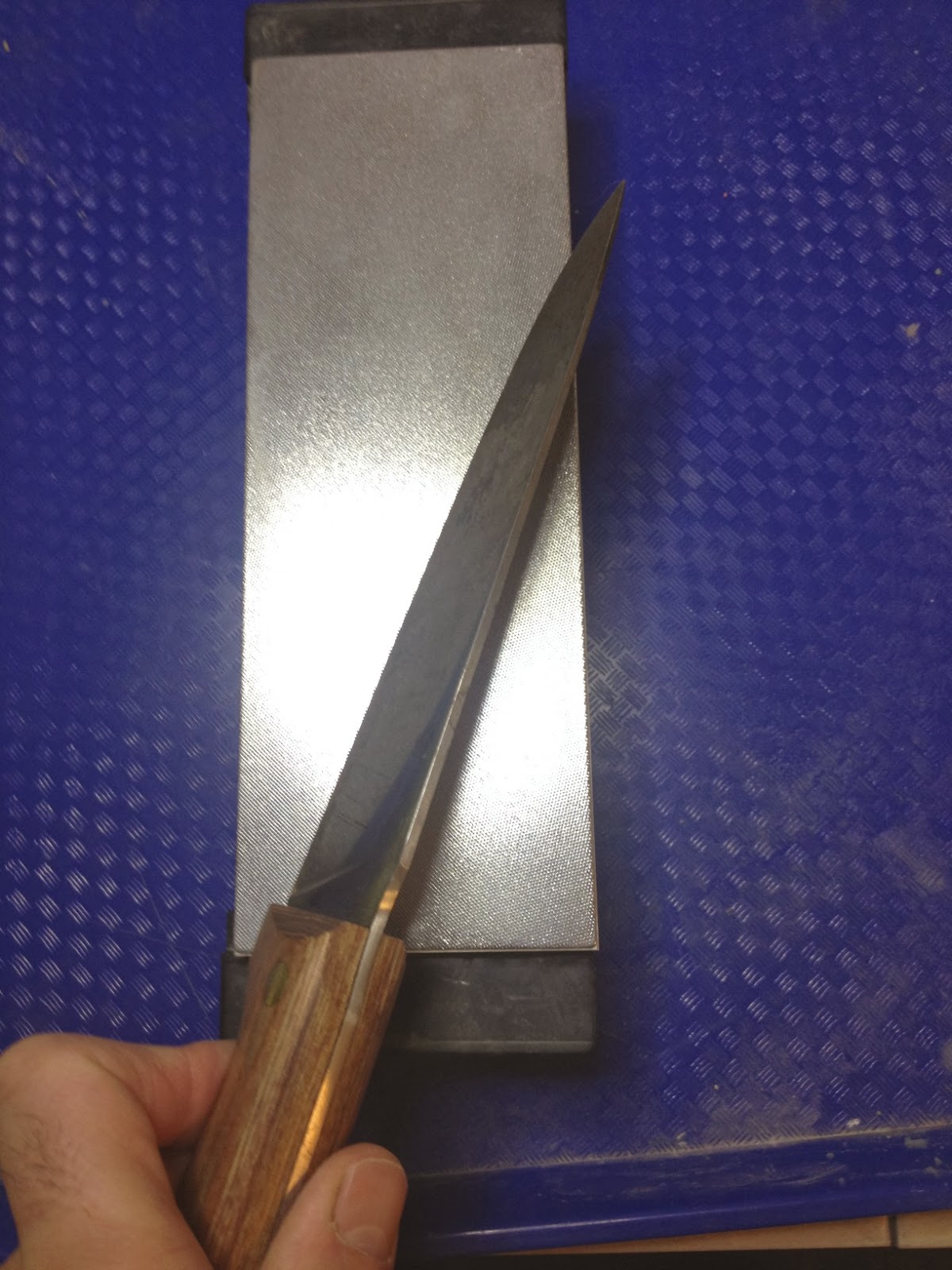 Knife Sharpening Using Traditional Methods Chipped knives and knives