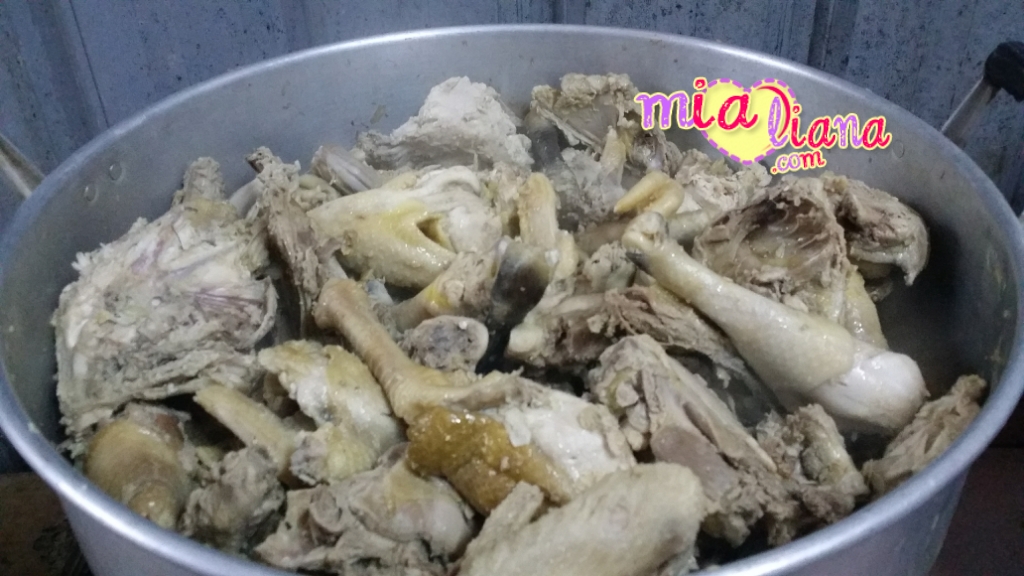 Ungkep Ayam Kampung Mia Liana