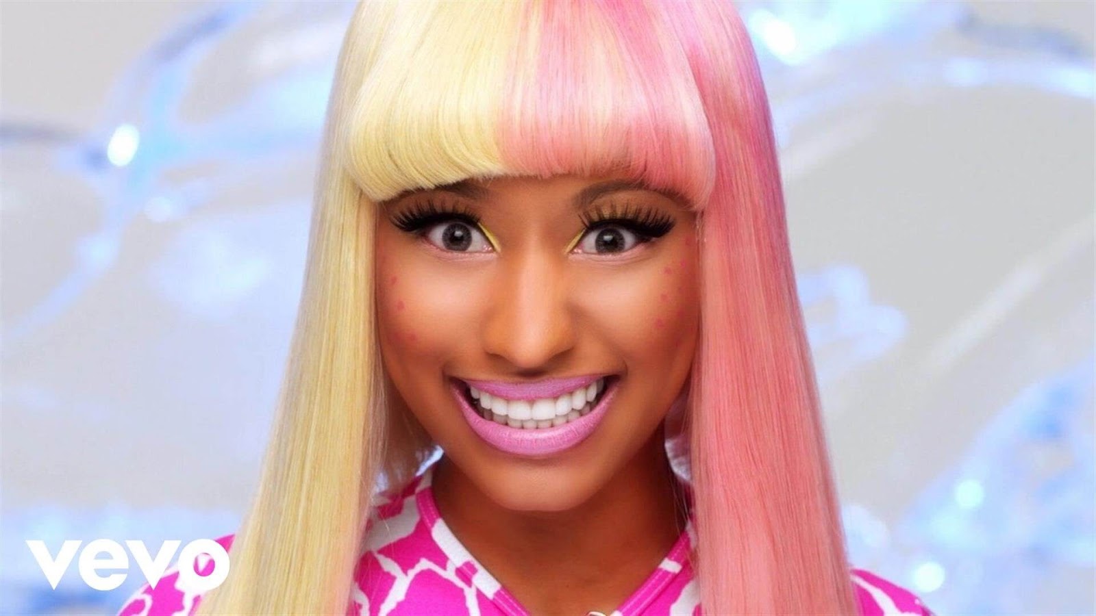 6. The Influence of Nicki Minaj's Blue Hair on Pop Culture and Fashion - wide 5