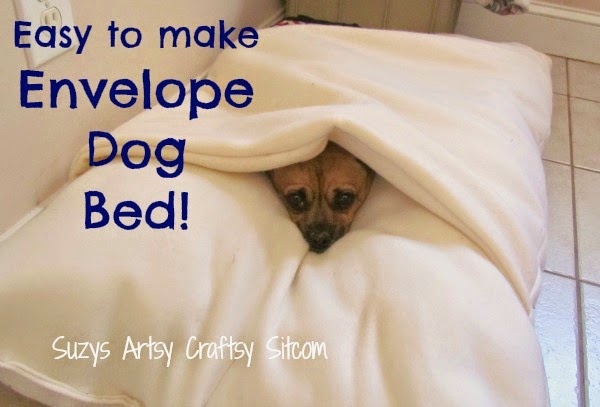 http://suzyssitcom.com/2013/03/make-a-cool-envelope-dog-bed.html