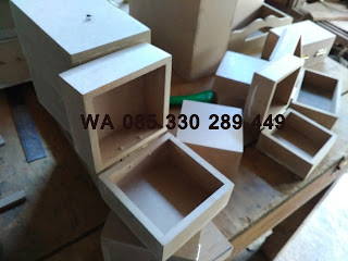 Contoh Kotak Box Kayu Perhiasan Decoupage