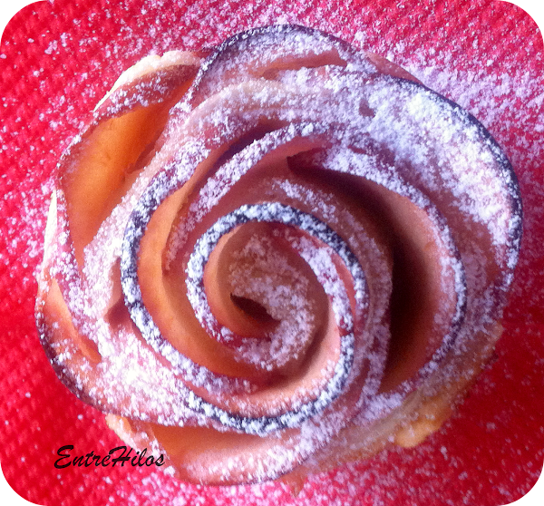 rosas de hojaldre y manzana