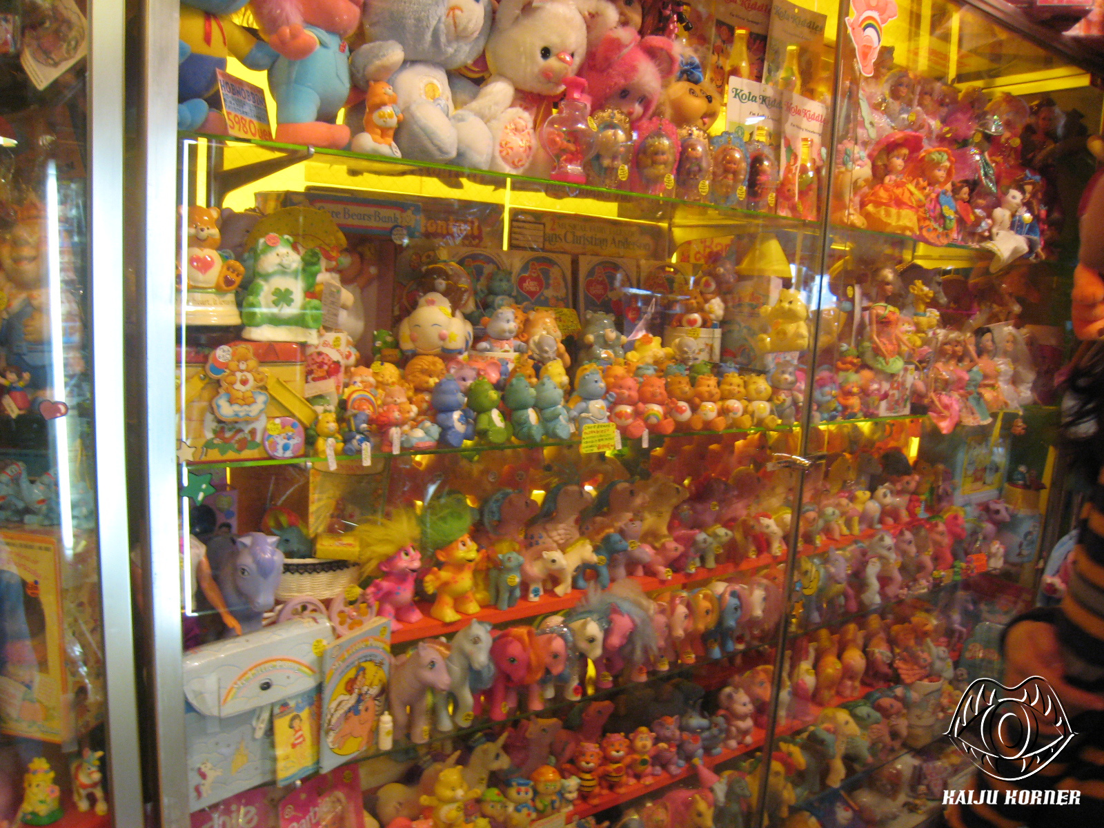 Kaiju Korner 2000 Collectable Toys Store Visit
