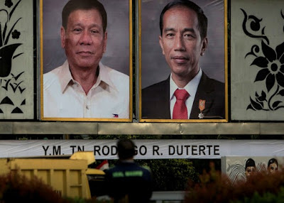 President Rodrigo Duterte (left) and President Joko Widodo