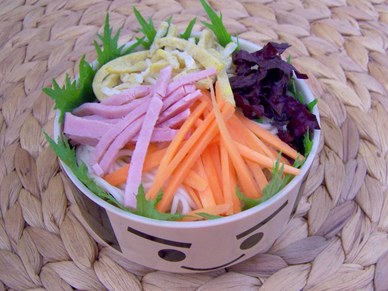 Bento Nr. 422 Somen-Salat nach Art des Hauses - Sarah&amp;#39;s recipes