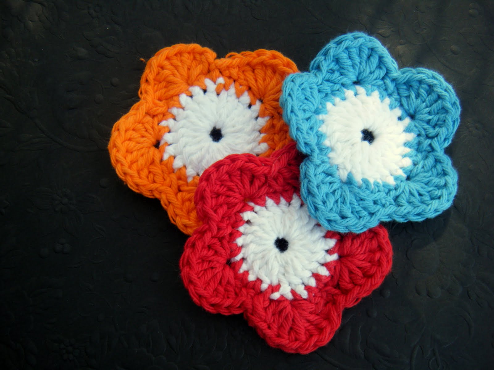 Crochet Flowers - Free Patterns: Crochet Spring Rose