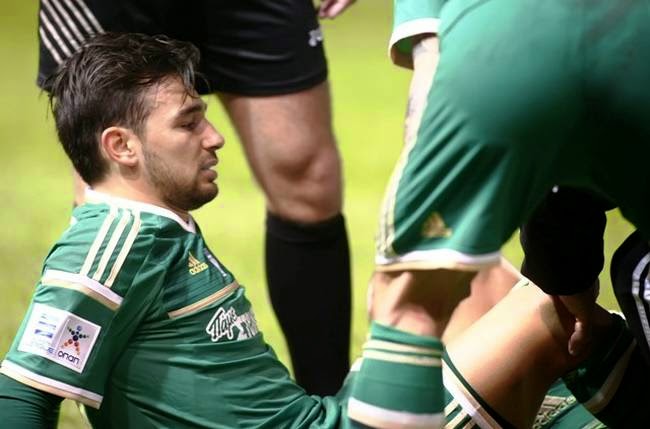 Πονάει ακόμα ο Νίνης...