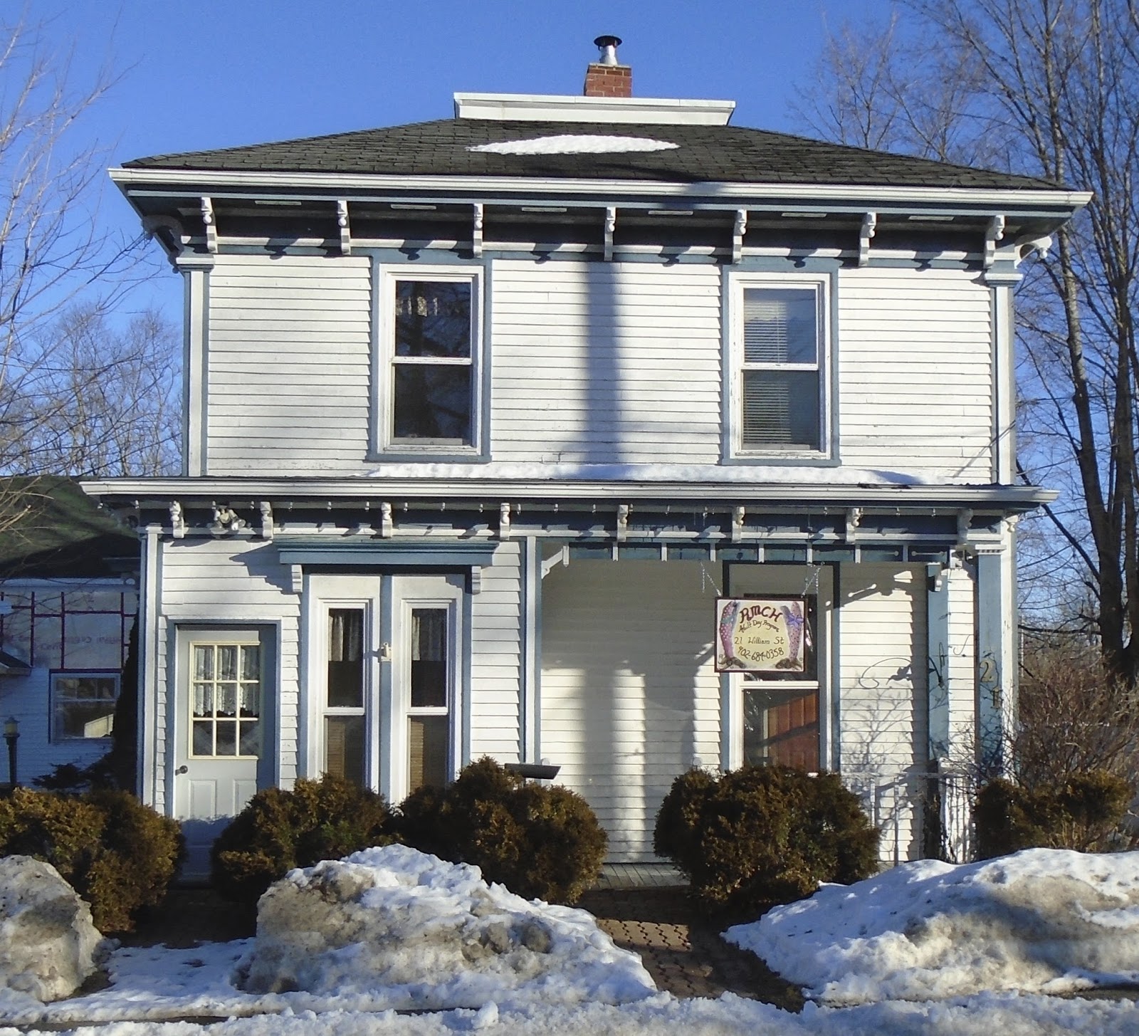 NEWS & VIEWS for Hants Border, Hantsport, and beyond. RoseMarie Care