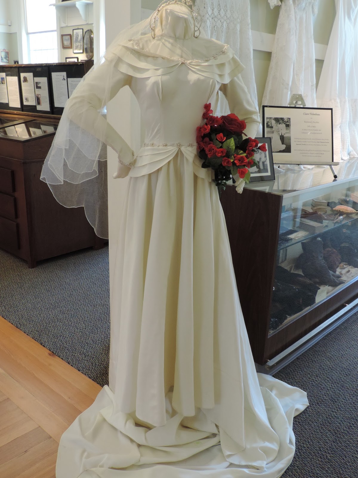 Franklin Matters Wedding Gown Exhibit
