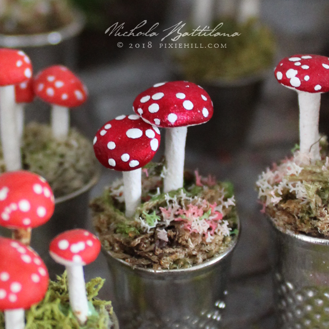 Pixie Hill Toadstool Thimble Gardens