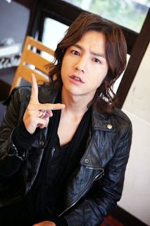 Jang Geun Suk rock style