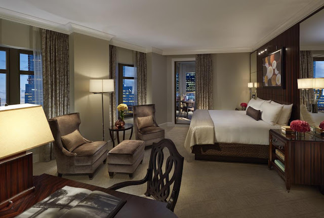 Mandarin Oriental Atlanta is a five-star hotel with irresistible Southern charm, blending contemporary style with classic luxury. With beautiful rooms, a superb restaurant and an elegant spa, we offer the perfect base from which to explore the city.