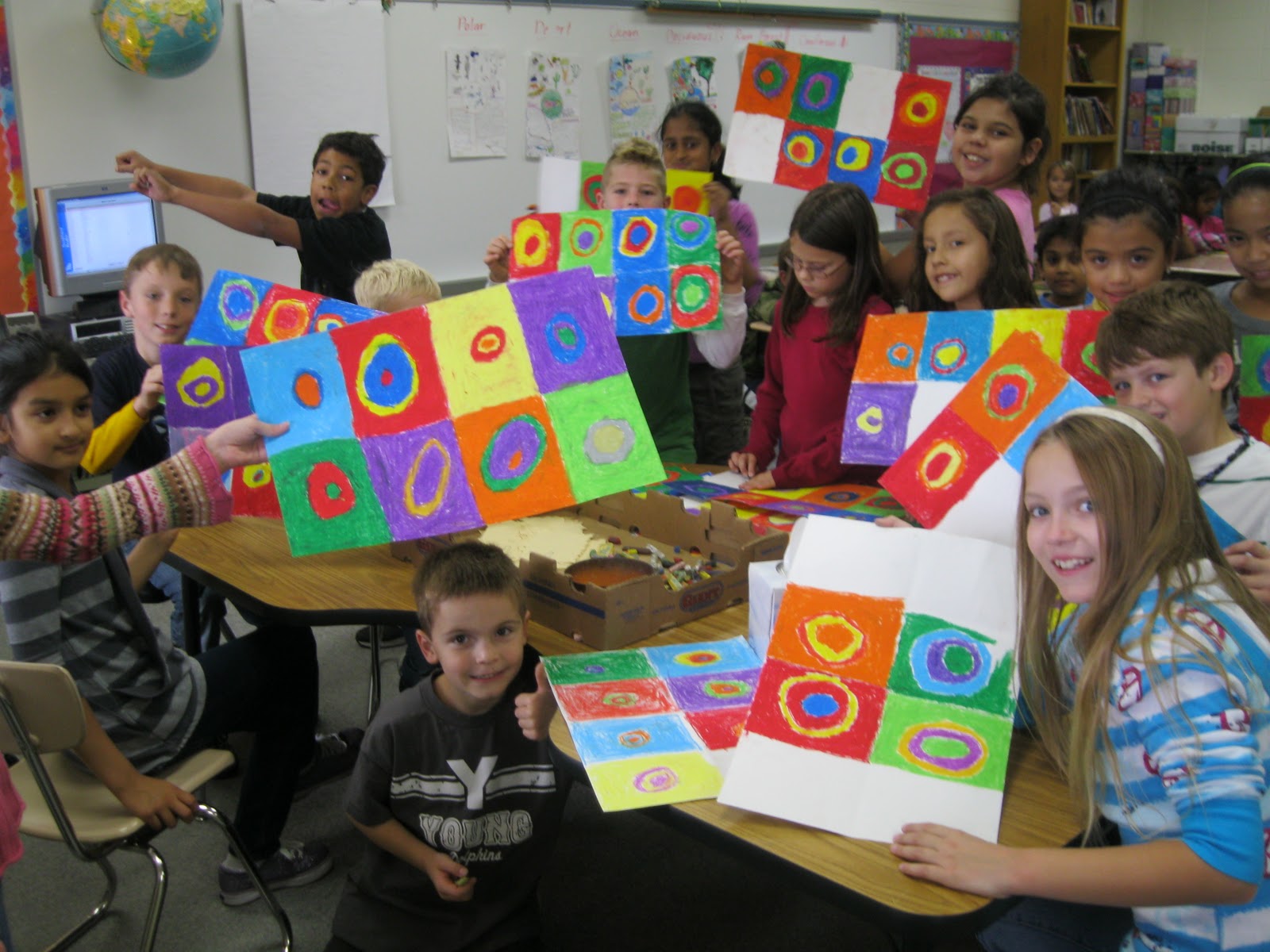 Art Project Circles for Mrs. Heller | Mrs. Smith's Third Grade Class