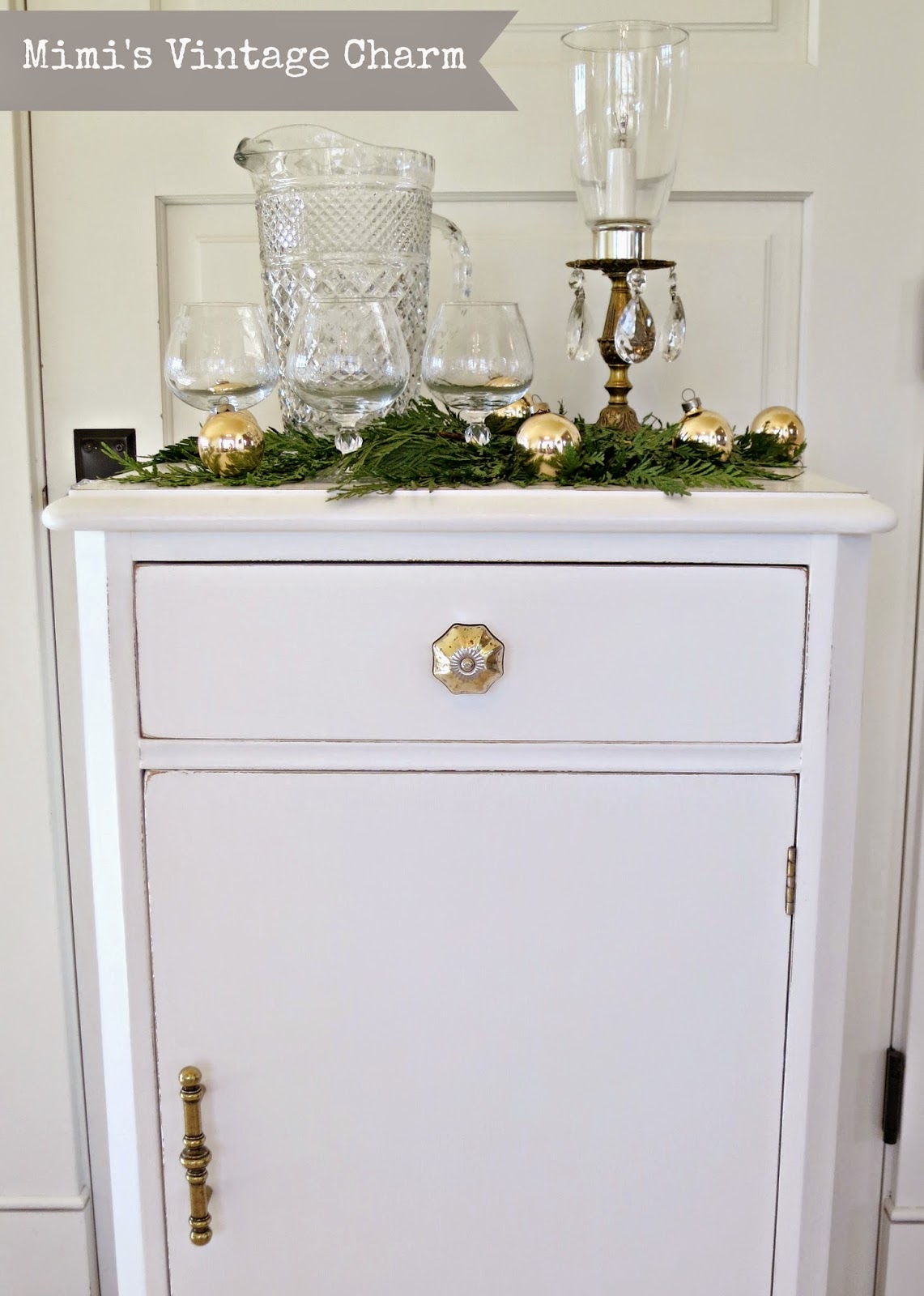 The Cottager vintage white