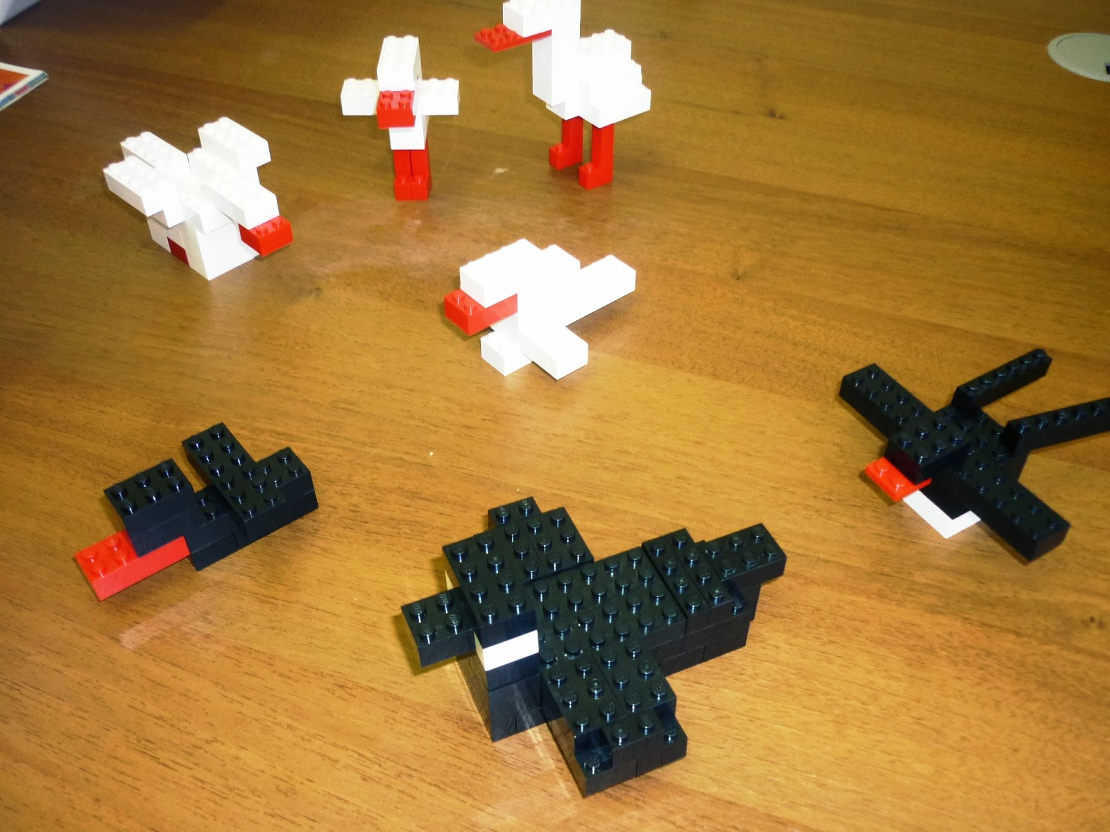 Лего-бум: Птицы разные: чёрные и красные, пёстрые и синие - все они ...