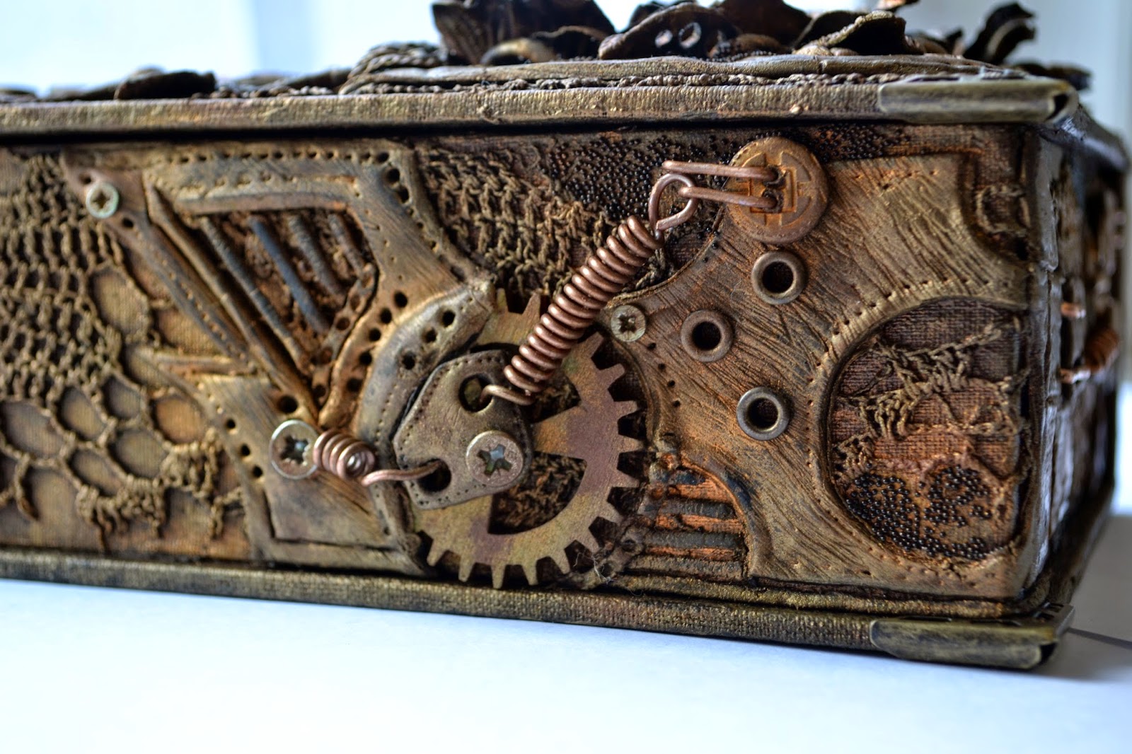 Дверь в стиле стимпанк своими руками