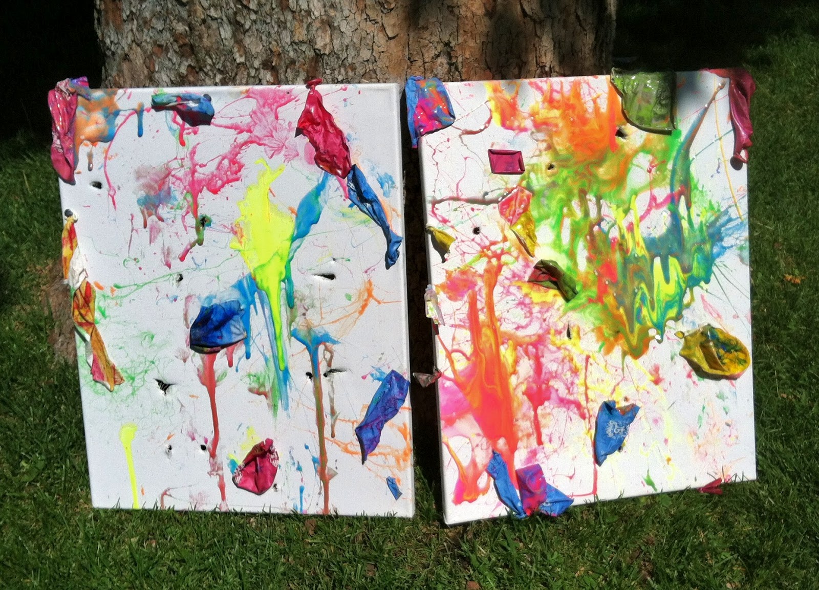 ruhbekuh Throwing darts at balloons filled with paint at Liberty