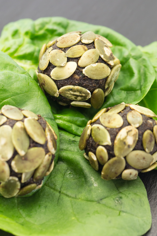 Spinach Pumpkin Seed Energy Balls