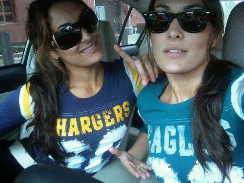 Nikki Bella : Happy Birthday The Bellas!!!!