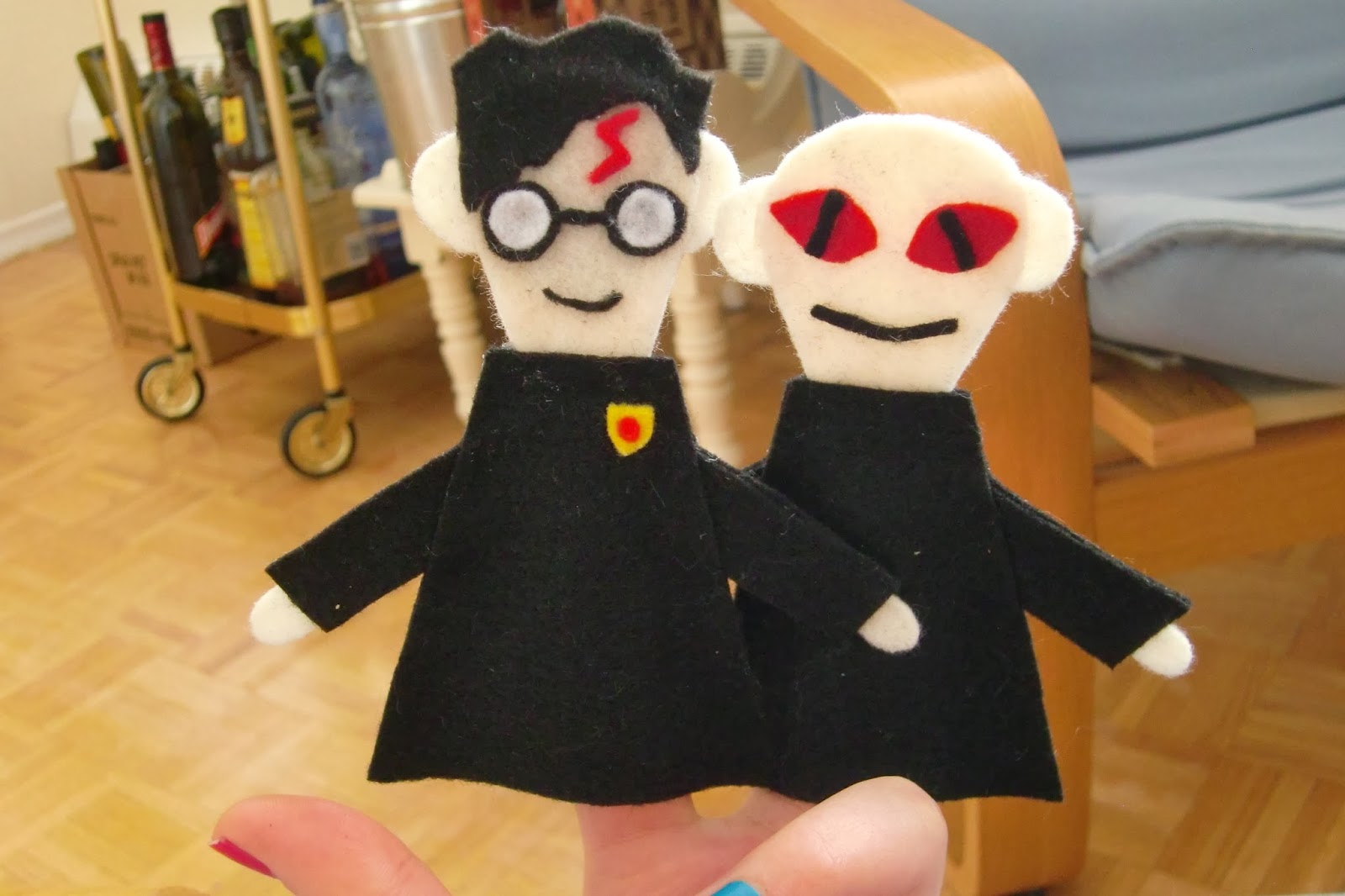 Potter Puppet Pals finger sized! DIY Emerald Erin