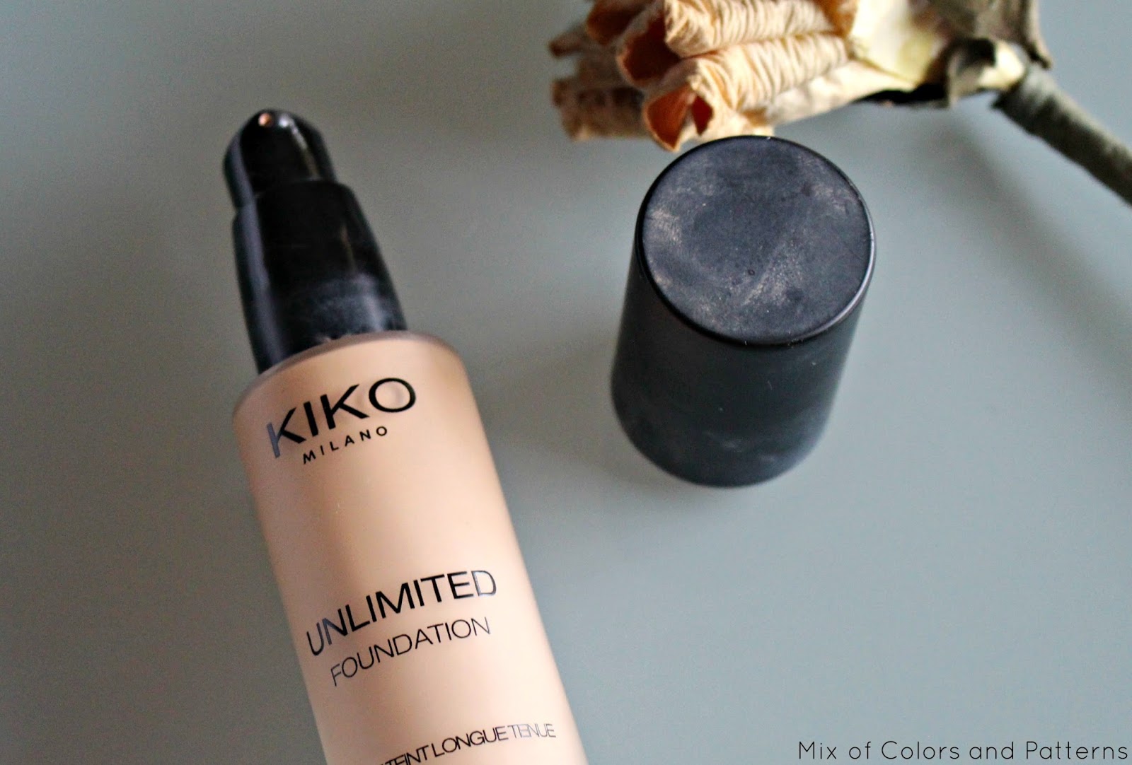 Mix of Colors and Patterns KIKO Unlimited Foundation SPF 15 Review