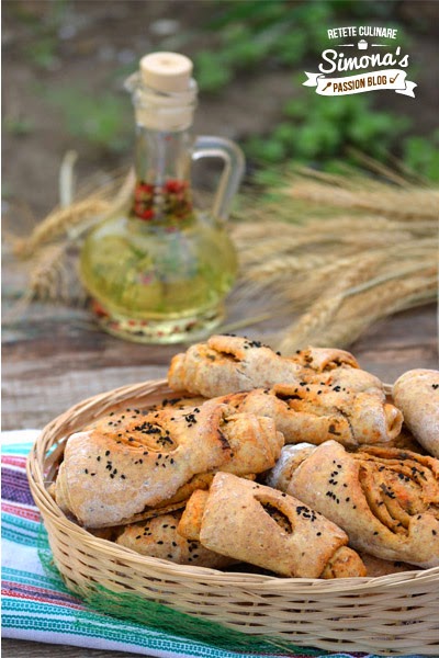 Painici cu leurda , rosii uscate si negrilica