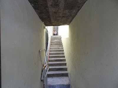 Escada da casa onde moro 16 degraus