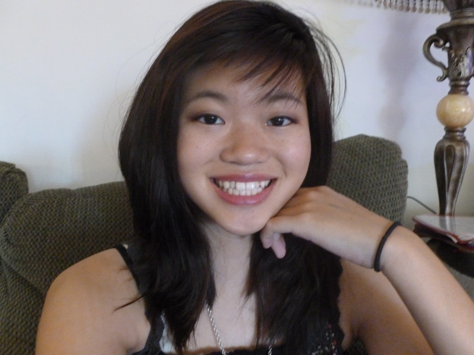 little kitten NYX auto eyebrow pencil in 'EP07 Charcoal'