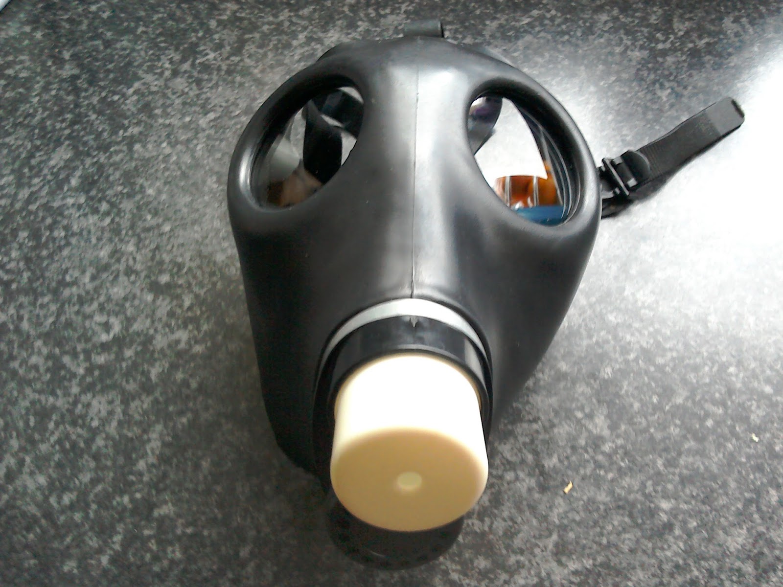 defective israeli gas mask defective israeli gas mask