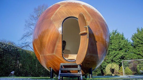 Impressive Living Pod Costs Just $24000, Takes A Day To Install, And Can Become An Actual Home!