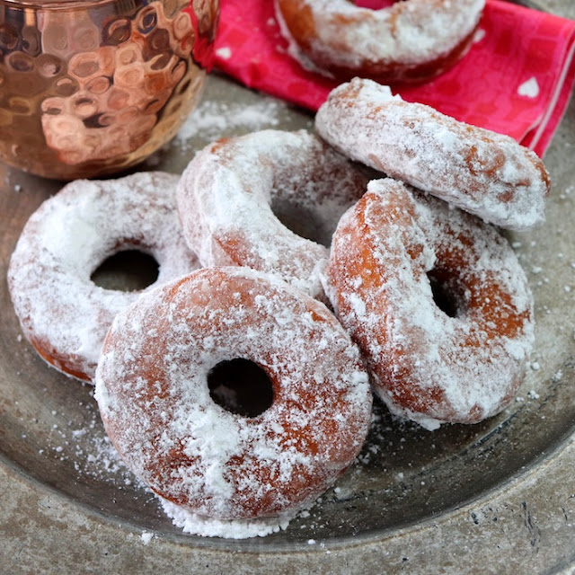 yeast raised fried doughnuts donuts