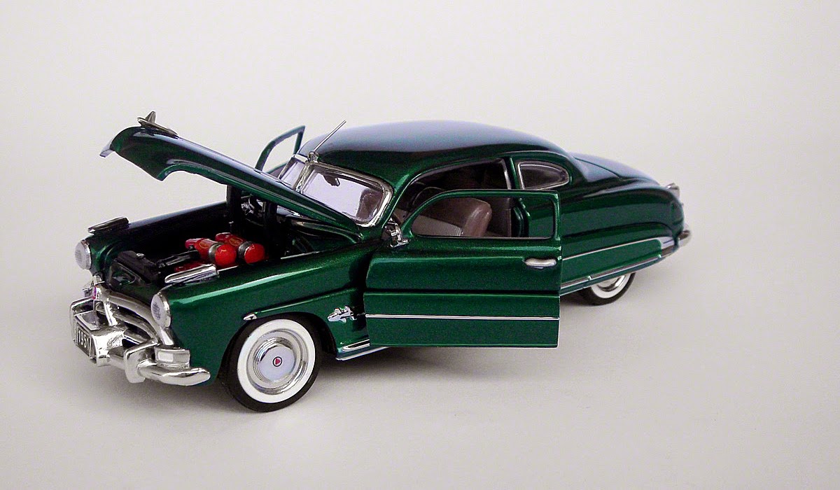 1 43 collection. Хадсон Хорнет 1/43. Hudson Hornet 1 43. Hudson Hornet Club Coupe 1951 модель. Mercury Monterey 1951 Franklin Mint.