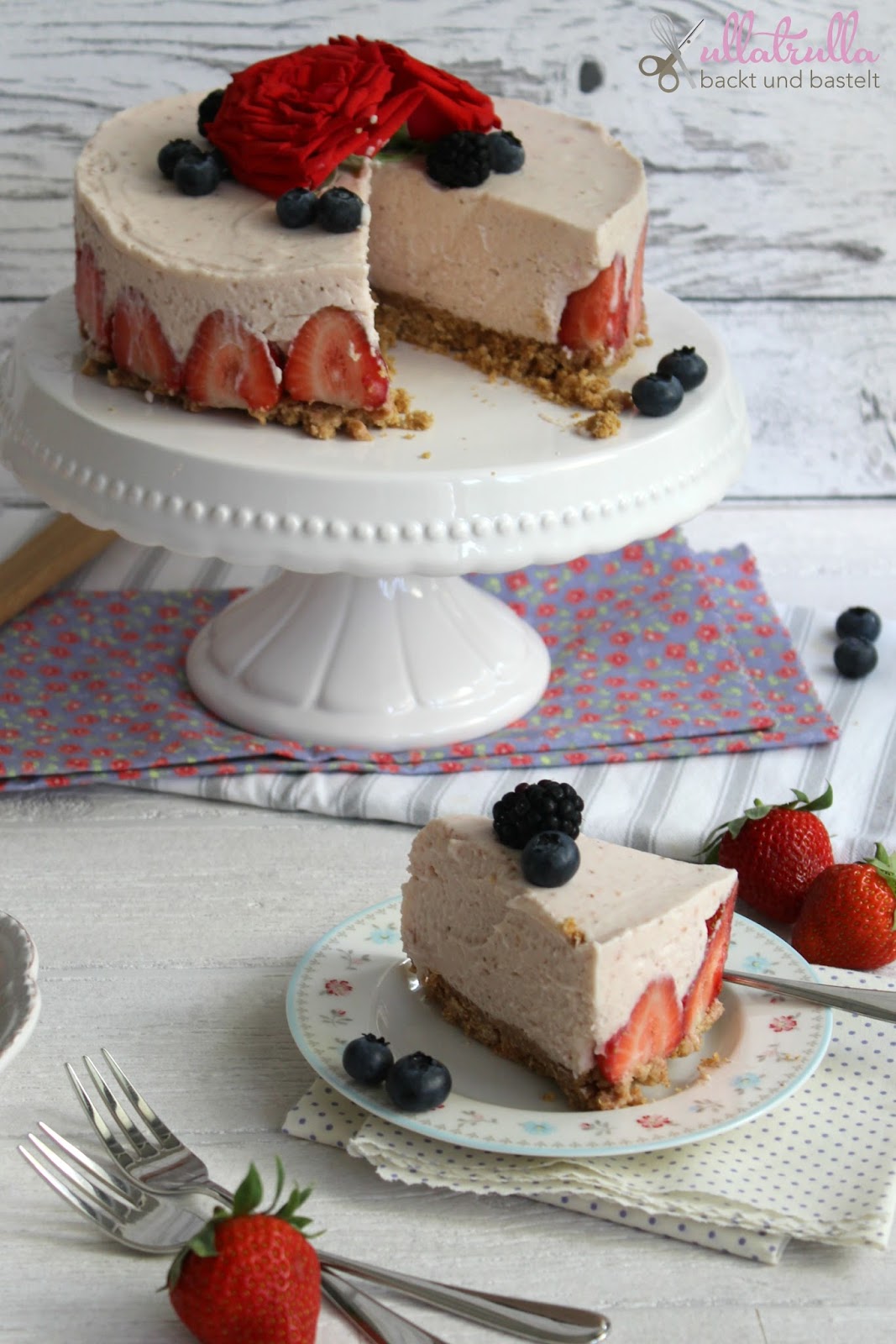 ullatrulla backt und bastelt: No-bake Cheesecake mit Erdbeeren