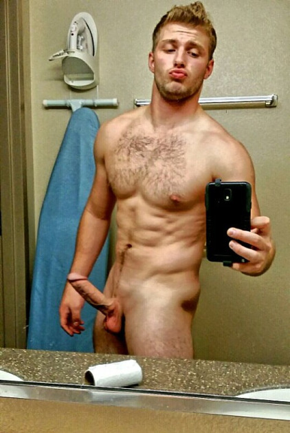 Naked Selfie Sunday.