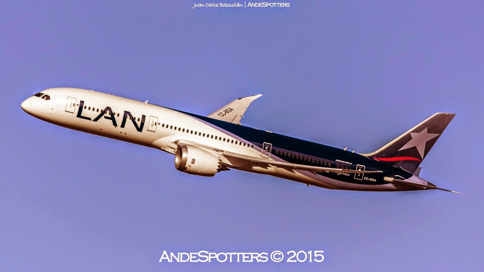 Llegada del primer Boeing 787-9 de LAN Airlines a Santiago de Chile